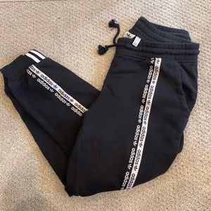 Adidas - Black Boyfriend Fit Sweatpants